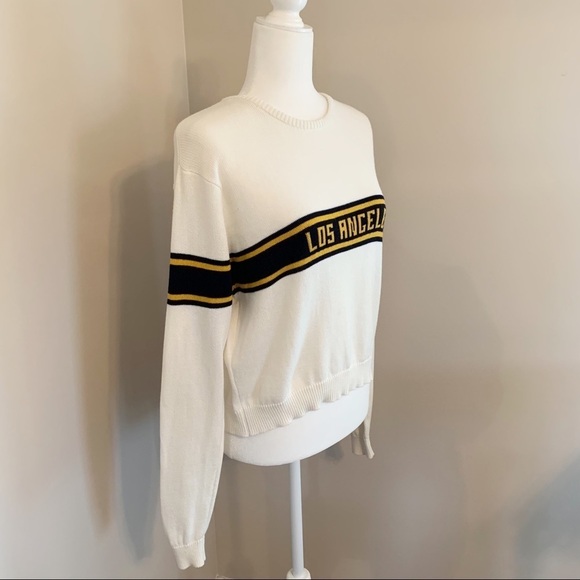 SOLD! Brandy Melville Women’s One Size White Los Angeles Knit Collegiate Sweater - Picture 3 of 8